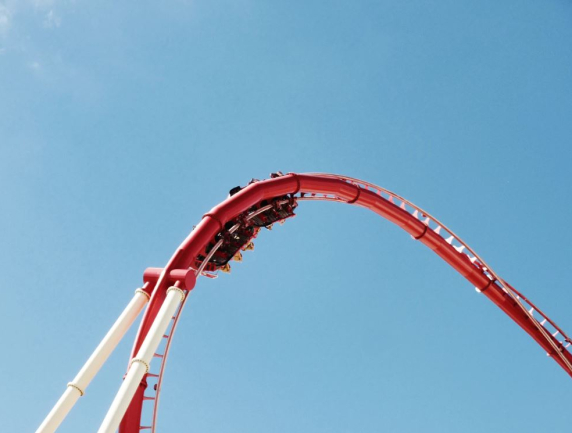 Equities Rise 0.6% in Rollercoaster Week of Heavy Trading