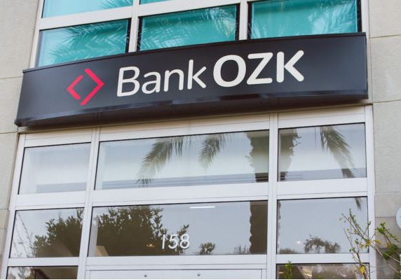 ‘Plain Vanilla’ Bank OZK Could Be Long Term Opportunity